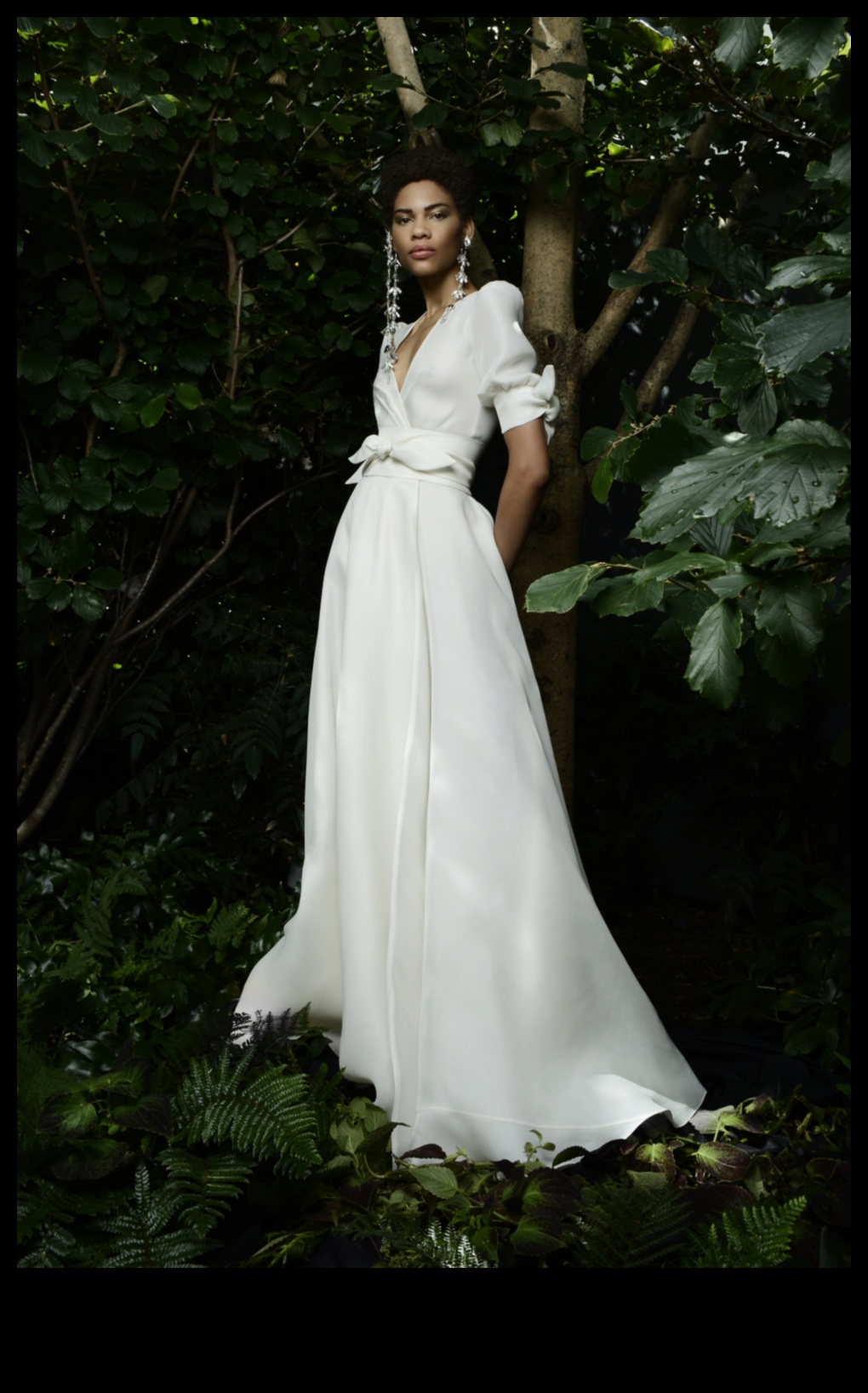 Brīvprātīga elegance: Bohēmijas kāzu tērpu burvība