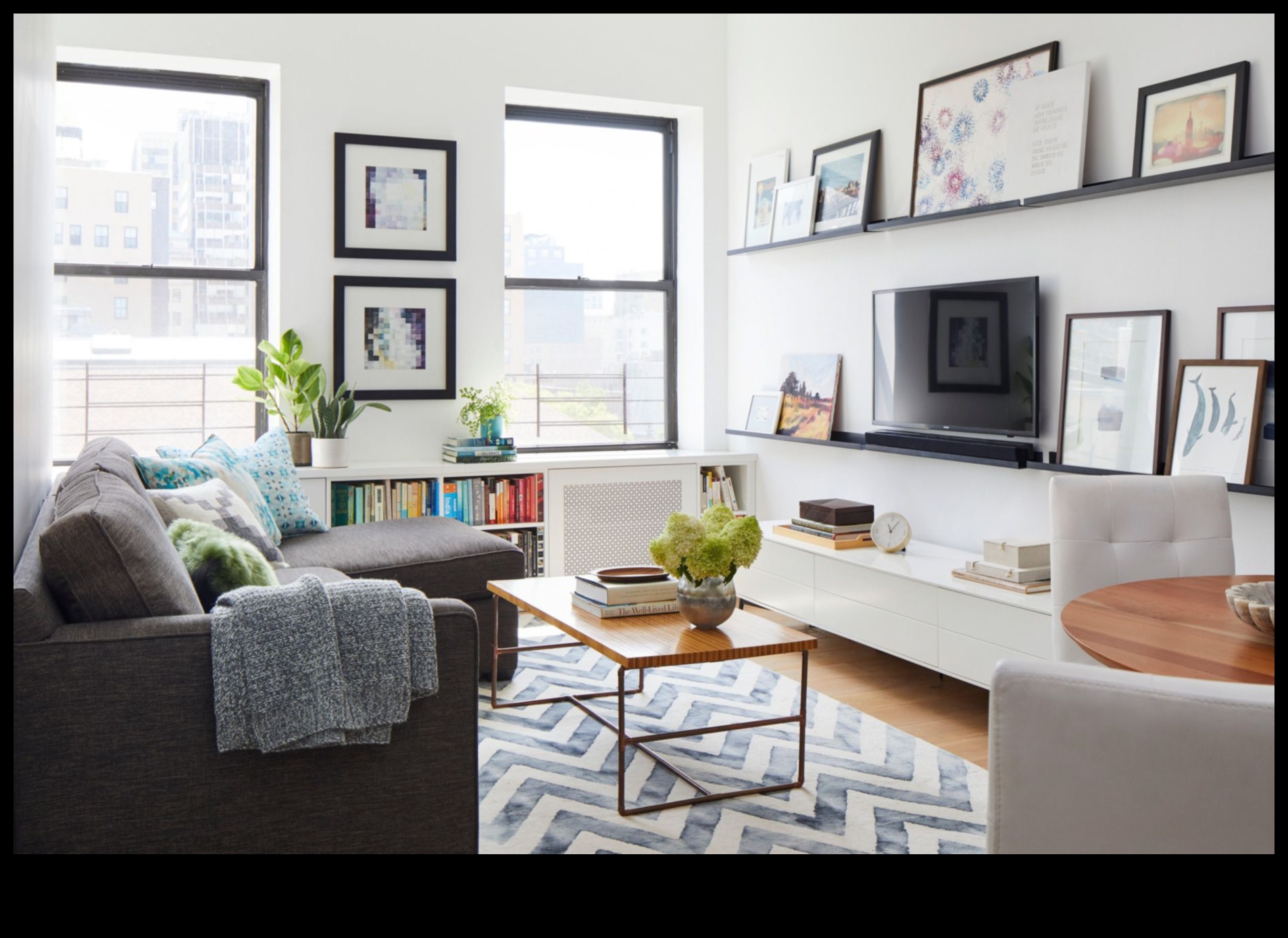 5 populārākās dekorēšanas koncepcijas maziem dzīvokļiem, lai maksimāli palielinātu telpu