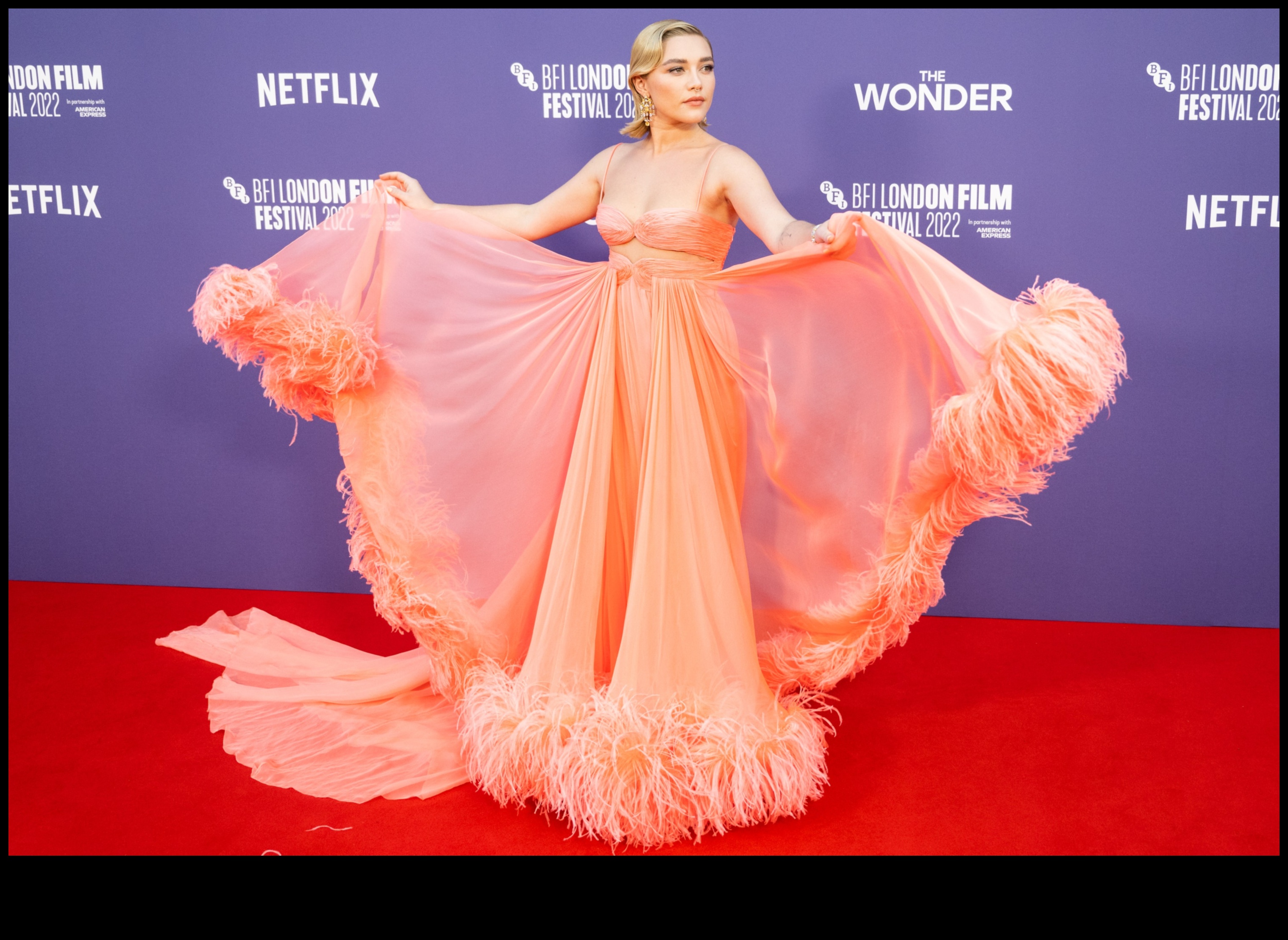 Kinematogrāfiskā mode: drāma un modes elegance fotogrāfijās