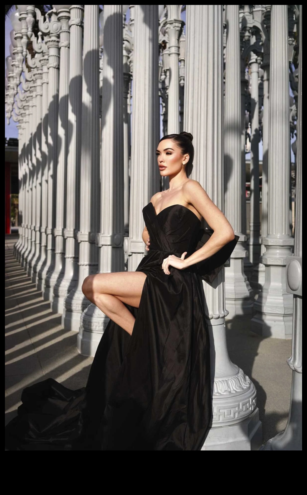 Skrejceļa starojums: tiek prezentēti mūsdienīgi līgavu tērpi