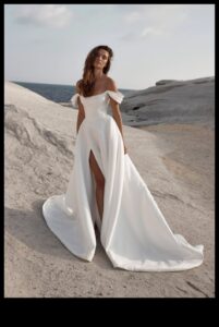 Enchanting Grace: mūžīga līgavas elegance