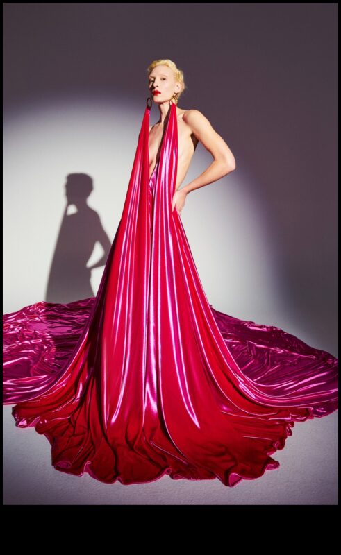 Kinematogrāfiskā mode: drāma un modes elegance fotogrāfijās