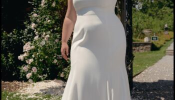 Izliekumi zied: Liela izmēra līgavas kleitas zied