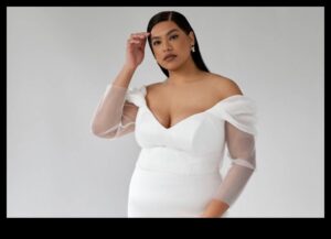 Pilna figūra Glam: Liela izmēra līgavas skaistums atklāts