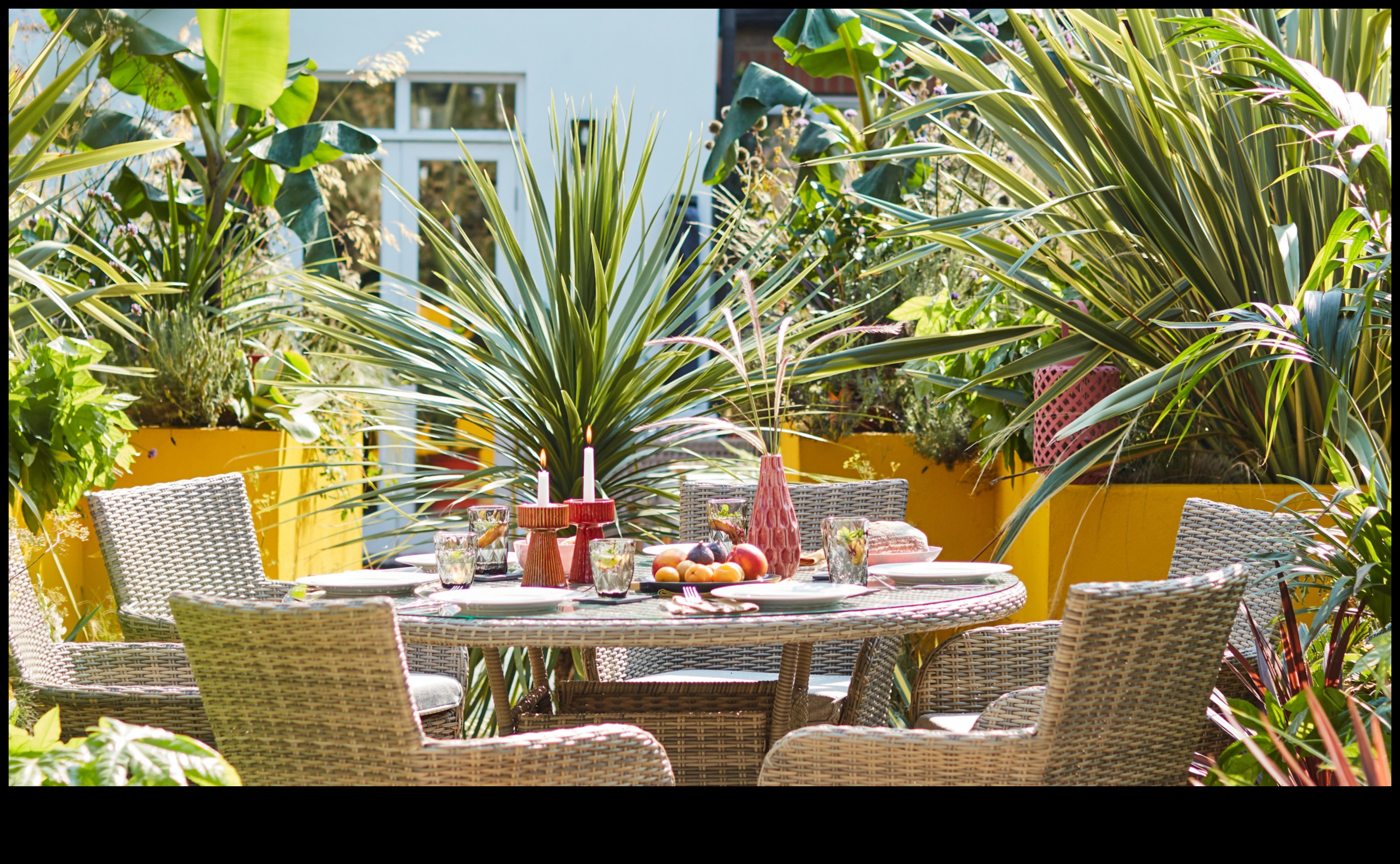 Tropu tēmas dekors mierīgai gaisotnei